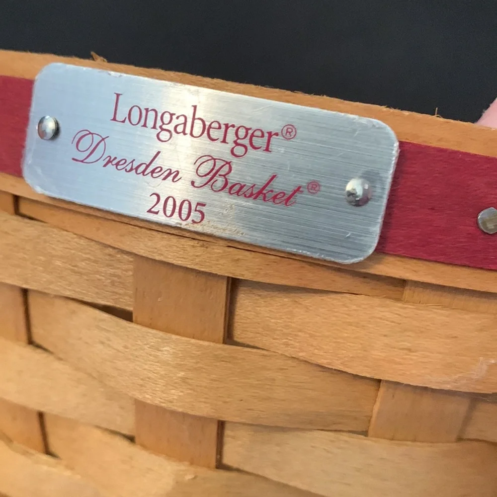 Longaberger 2005 Dresden Basket with Protector